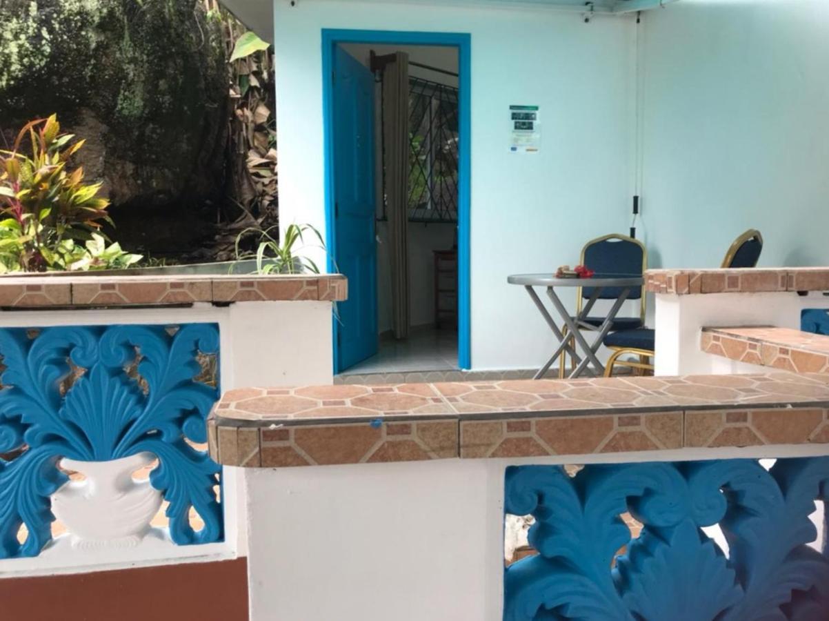 Acquario Guesthouse Anse Volbert Village Extérieur photo