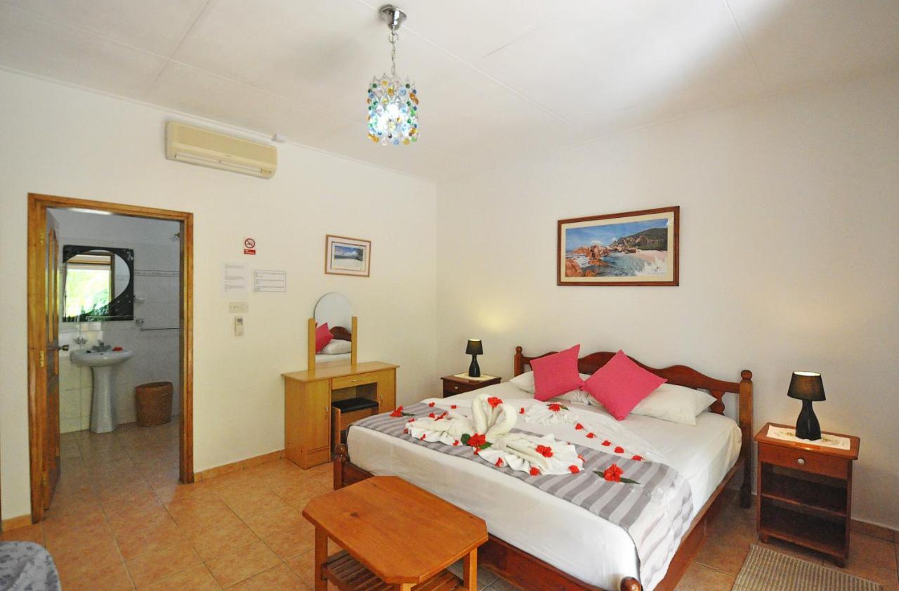 Acquario Guesthouse Anse Volbert Village Extérieur photo