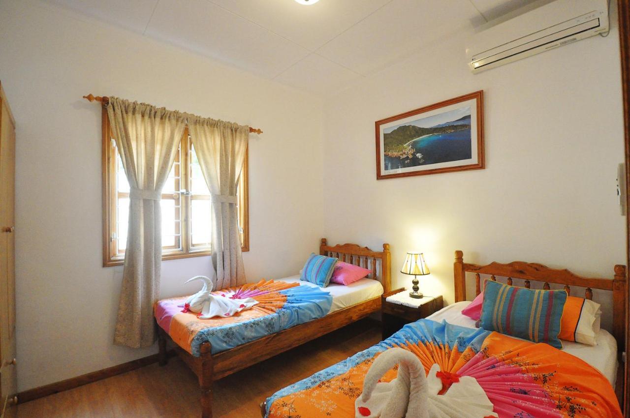 Acquario Guesthouse Anse Volbert Village Extérieur photo